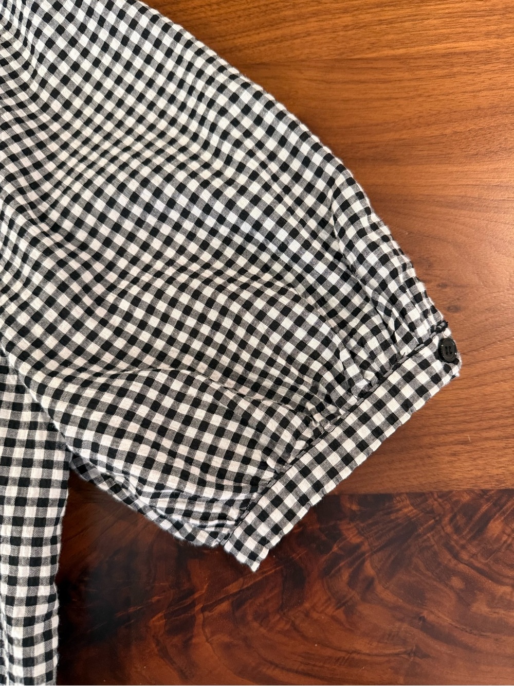 Evereve Black and White Gingham Button-Down Top - Picture 4 of 8